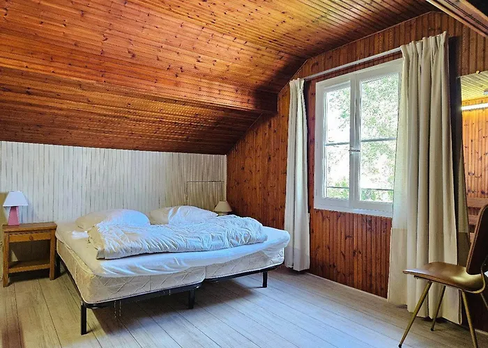 Charmante Maison Vendéenne à 350m De La Avec Cour Ens. Et Parking - Fr-1-476-180 * La Faute-sur-Mer